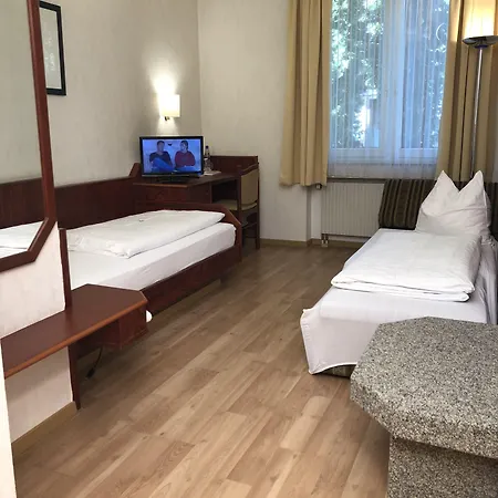 Hotel-restaurant Und Gaestehaus Loewen 3*