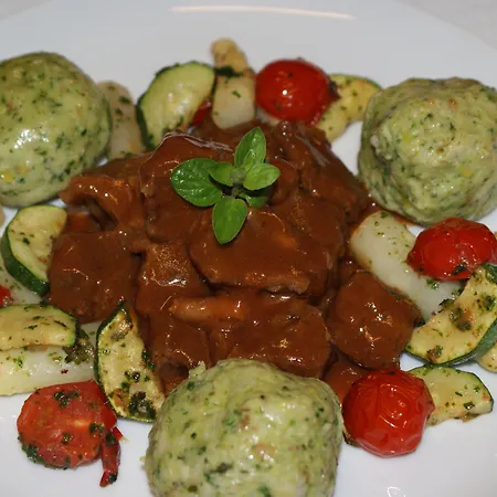 Hotel Hotel-restaurant Und Gaestehaus Loewen 3*