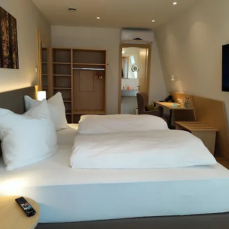 Hotel-restaurant Und Gaestehaus Loewen 3*