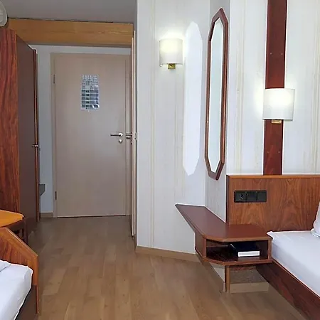 Hotel-restaurant Loewen 3* Süßen