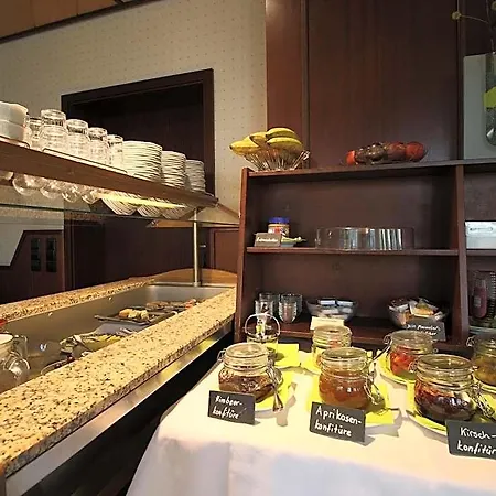 Hotel-restaurant Loewen Отель 3*