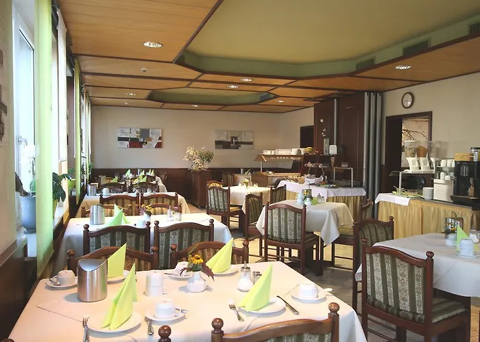 Ξενοδοχείο Hotel-Restaurant Loewen 3*